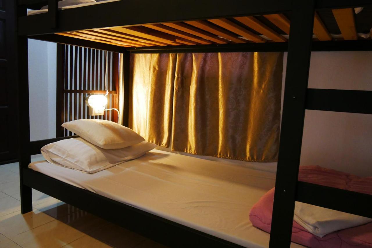 Hua Hin Paradise Guesthouse Exterior photo